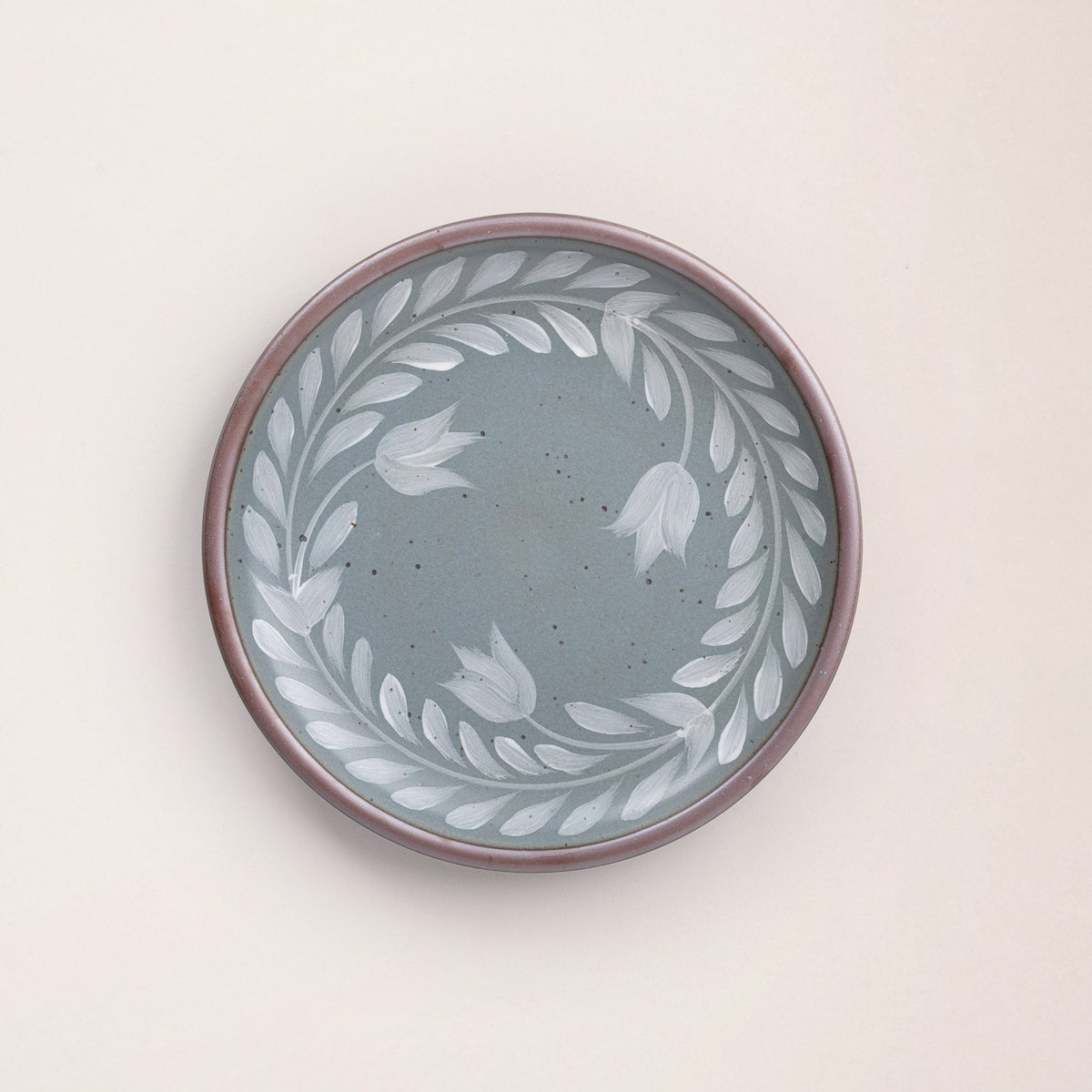 Hand Painted Dinner Plate, Tulip Crown