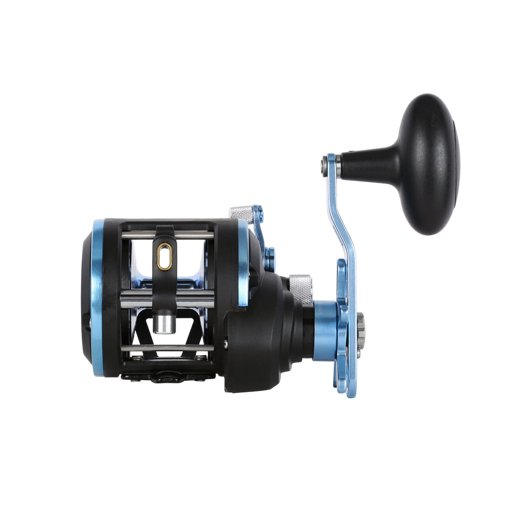 PENN Warfare® II Level Wind Conventional Reel