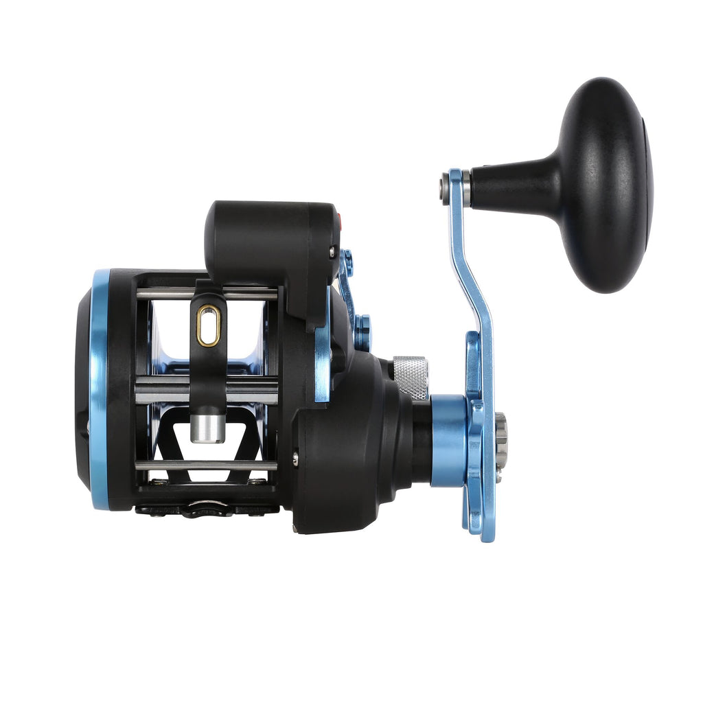 PENN Warfare® II Level Wind Conventional Reel