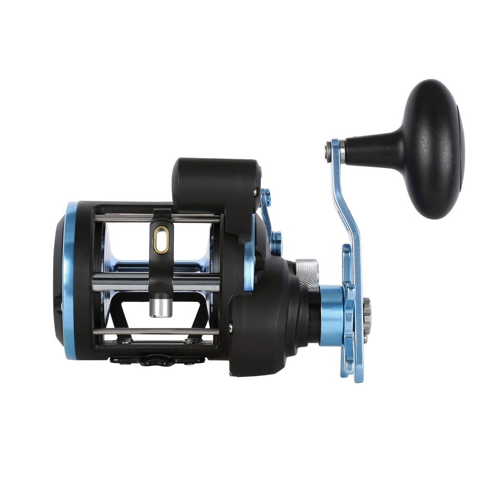 PENN Warfare® II Level Wind Conventional Reel